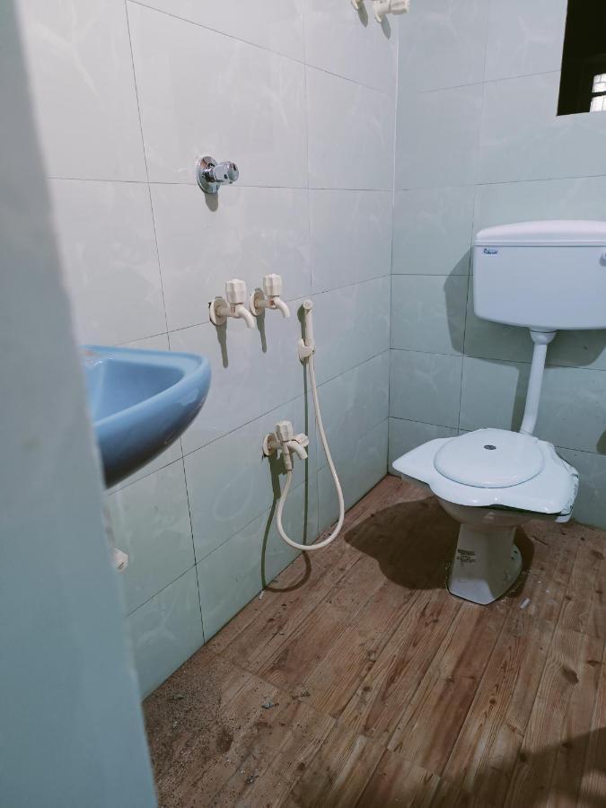 Terrace Garden & Unique 1 Bedroom Ac Rental Unit In Haldia 部屋 写真
